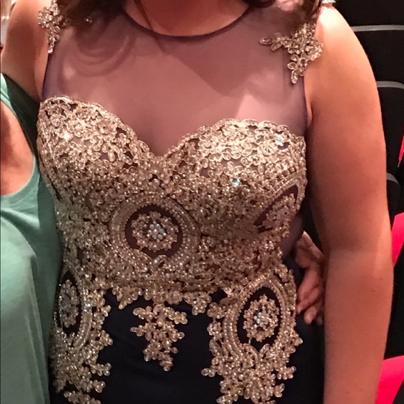 Formal/ Prom Dress - Picture 2 of 2